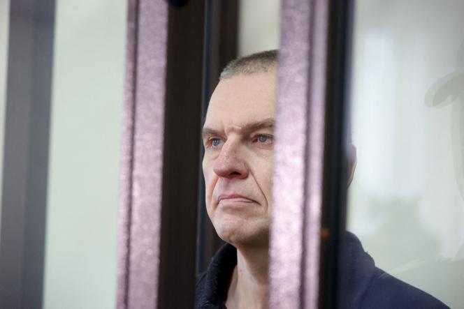 Andrzej Poczobut, correspondant du quotidien polonais « Gazeta Wyborcza », recompensé par le prix sakharov le 22 octobre 2025, ici lors de son procès, à Grodno, en Biélorussie, le 16 janvier 2023.