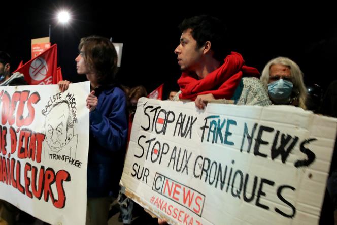 Lors d’une manifestation à Bordeaux, le 12 novembre 2021. 
