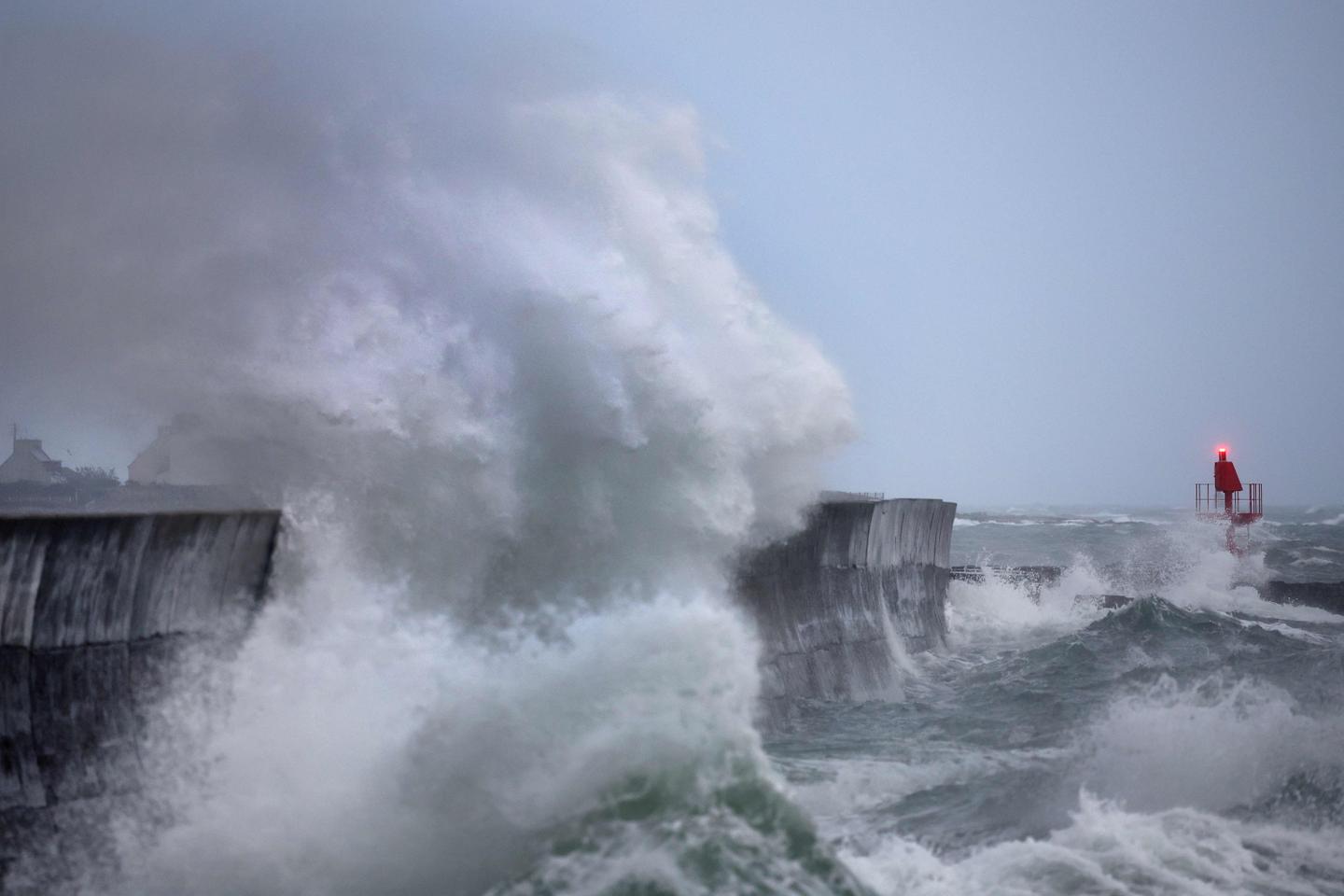 TempÃªte BenjaminÂ : quelques victimes et des dÃ©gÃ¢ts matÃ©riels limitÃ©s