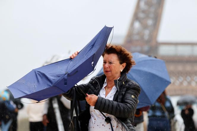 A Paris, pendant la tempête Benjamin, le 23 octobre 2025.