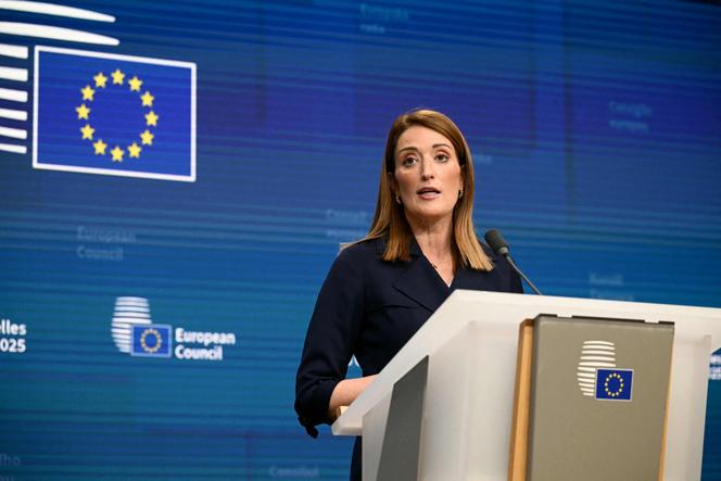 La présidente du Parlement européen, Roberta Metsola, s’exprime lors d’une conférence de presse en marge d’une réunion du Conseil européen réunissant les 27 dirigeants, à Bruxelles, le 23 octobre 2025.
