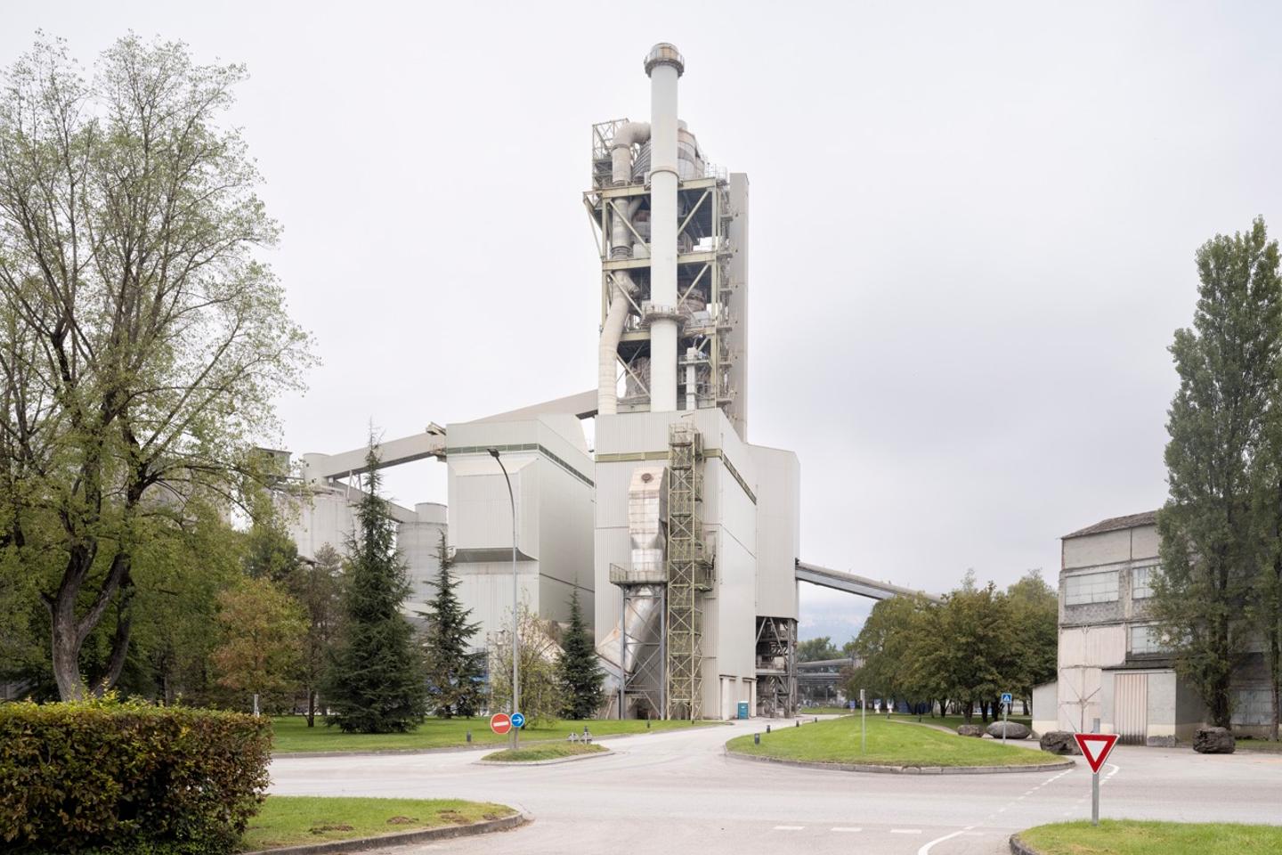 Le plan du cimentier Vicat pour capturer le COâ‚‚Â de son usine en IsÃ¨re puis le stocker...