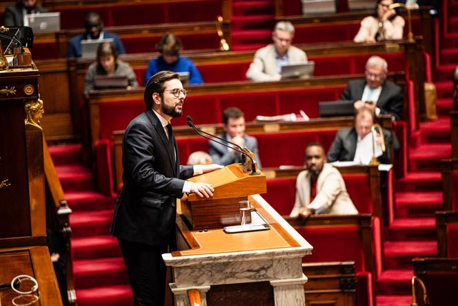 Le député (Parti socialiste) de l’Eure Philippe Brun, lors de l’examen du projet de loi de finances 2026, à l’Assemblée nationale, à Paris, le 24 octobre 2025.