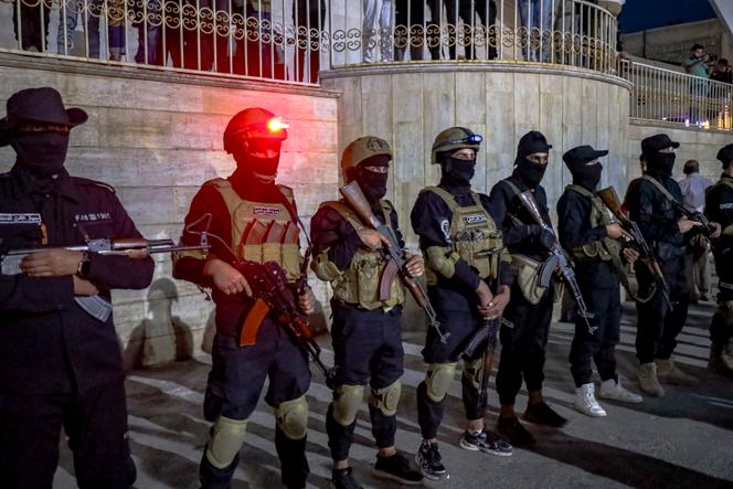 Desforces de sécurité syriennes à Idlib, en Syrie, le 16 juillet 2025.