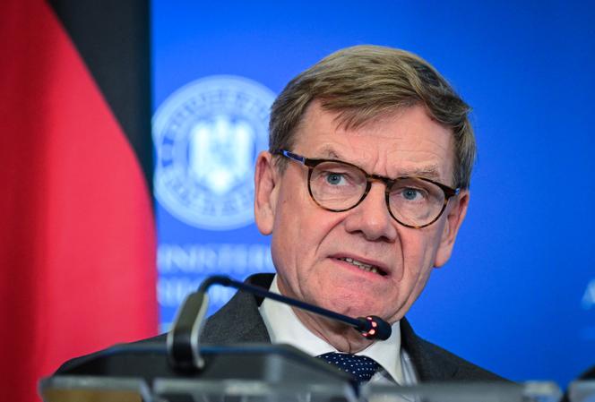 Le ministre allemand des affaires étrangères, Johann Wadephul, lors d’une conférence de presse, à Bucarest, le 14 octobre 2025. 