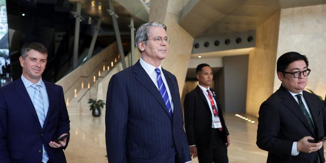 Asia stocks surge on US-China trade deal breakthrough