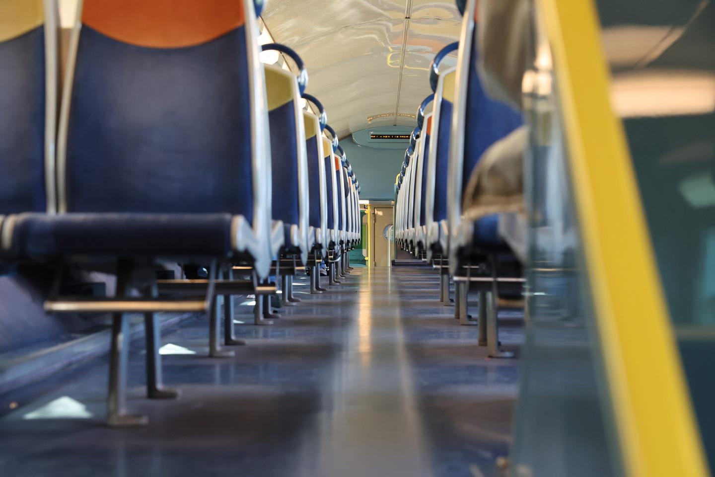 Un homme mis en examen pour avoir tenté de violer une jeune femme dans le RER C