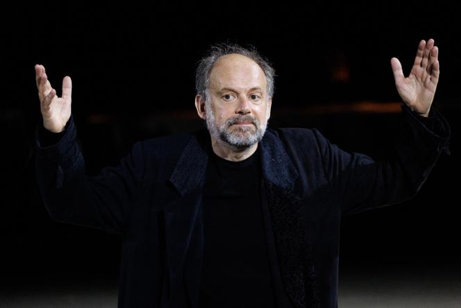 L’acteur et membre de la Comédie-Française Denis Podalydès, dans « Hécube, pas Hécube », mis en scène par Tiago Rodrigues, à Avignon, le 27 juin 2024. 
