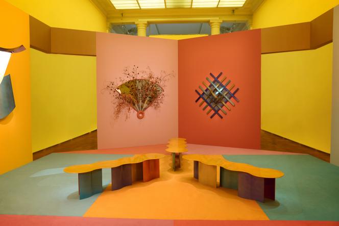 The installation 'Prologue' by Mathilde Bretillot, at the 'Les Nouveaux Ensembliers' salon, at the Mobilier national.