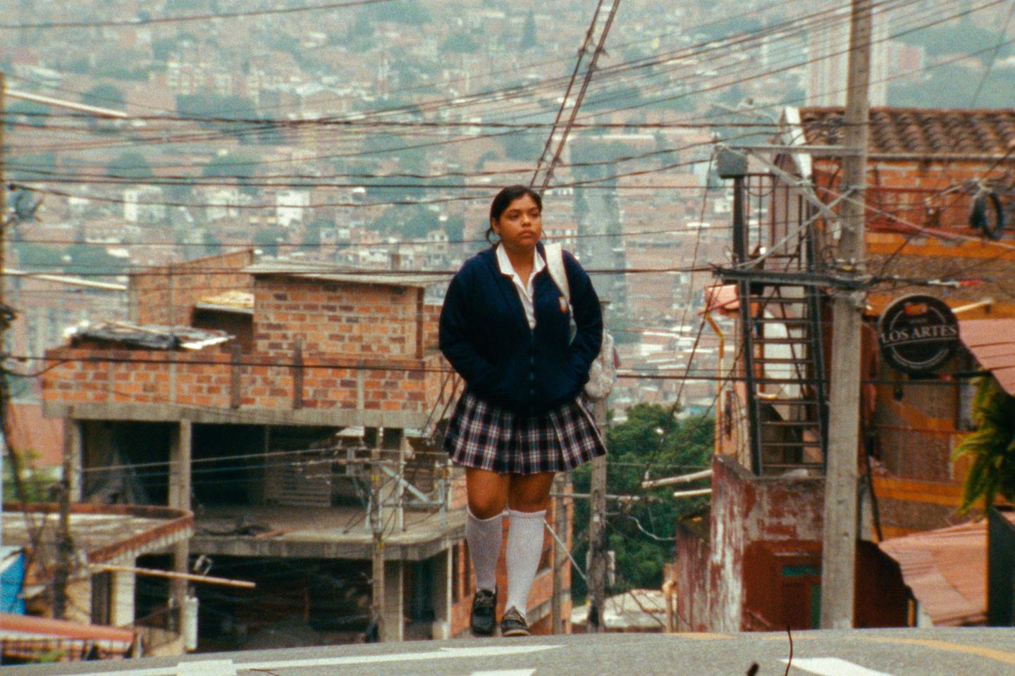 « Un poète » et « Ce que cette nature te dit » : deux artistes démantibulés en Colombie et en Corée du Sud