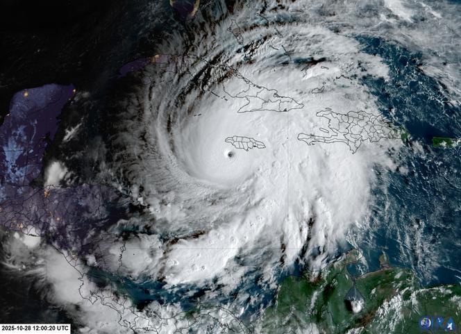 Cette image satellite montre l’ouragan Melissa au sud-est de la Jamaïque, le 28 octobre 2025.