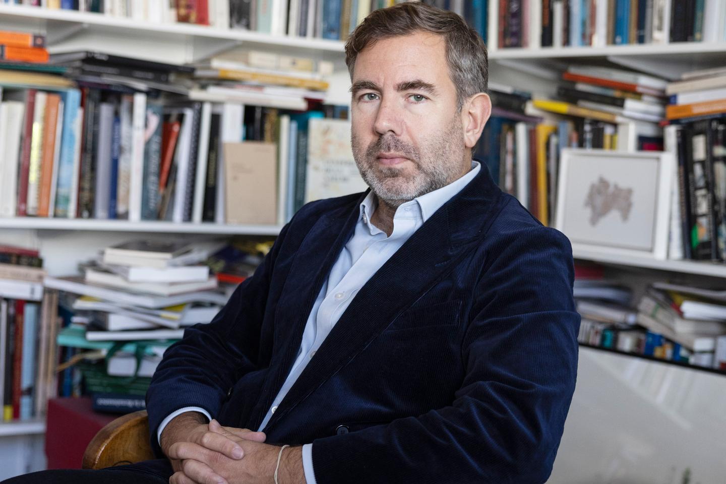 Cambriolage au Louvre : « Penser qu’on pourrait remplacer les œuvres par des copies, c’est presque nier ce qu’elles sont »