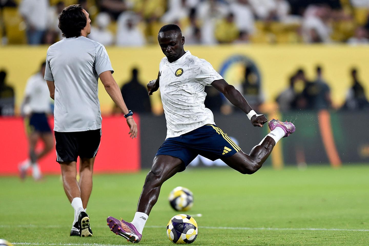 A Bourges, les rêves de grandeur du footballeur Sadio Mané