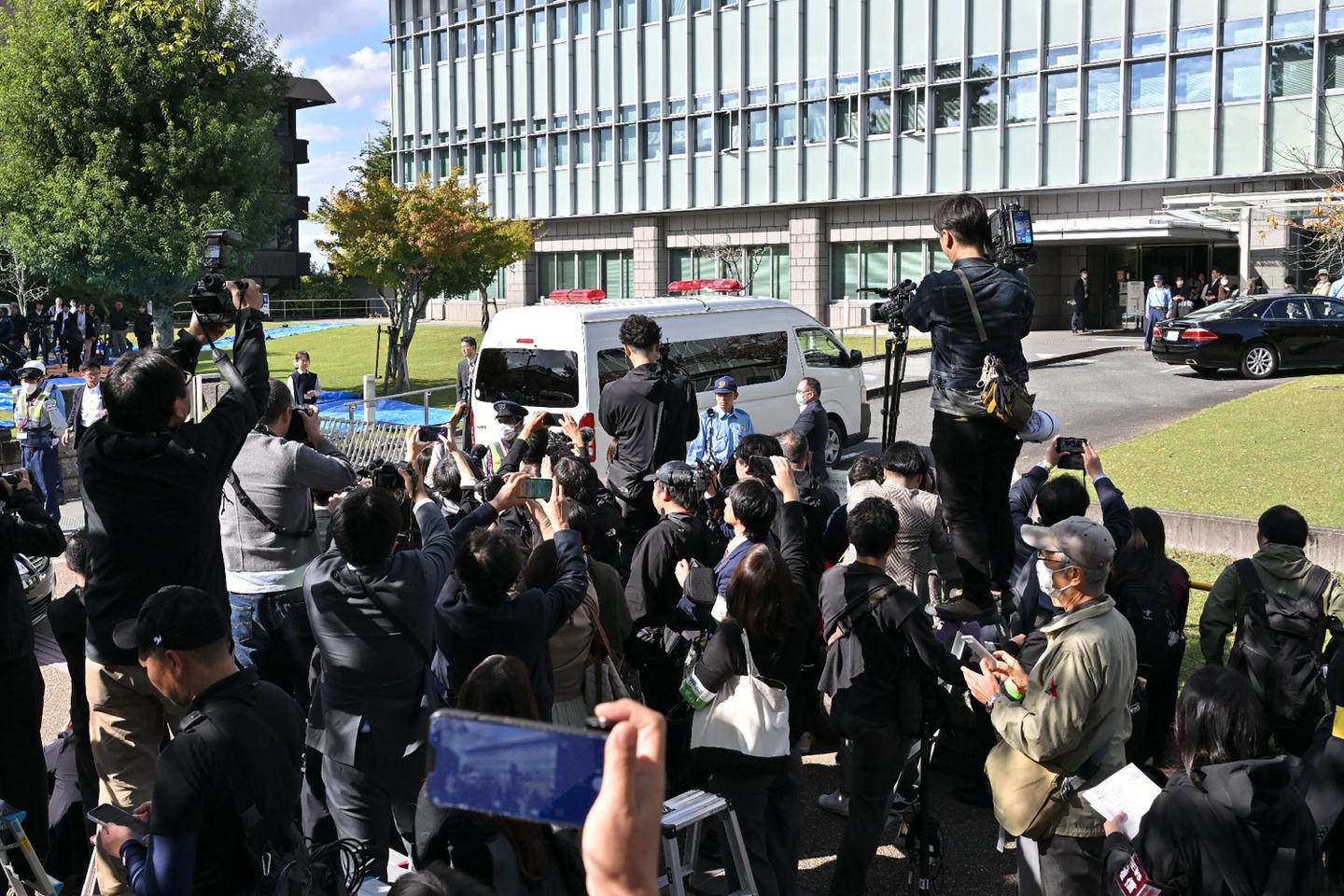 Au Japon, l’homme suspecté d’avoir assassiné l’ancien premier ministre...