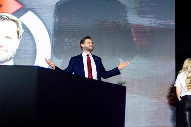 J. D. Vance, vice-président américain au Pavillion d’Ole Miss, sur le campus de l’université du Mississippi, à Oxford, le 29 octobre 2025.