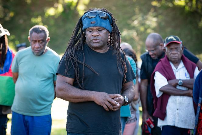 Hervé Tein-Taouva, commissaire général de l’Union calédonienne, lors de la coutume d’accueil au 45ᵉ congrès extraordinaire du FLNKS, au Mont-Dore (Nouvelle-Calédonie), le 9 août 2025.