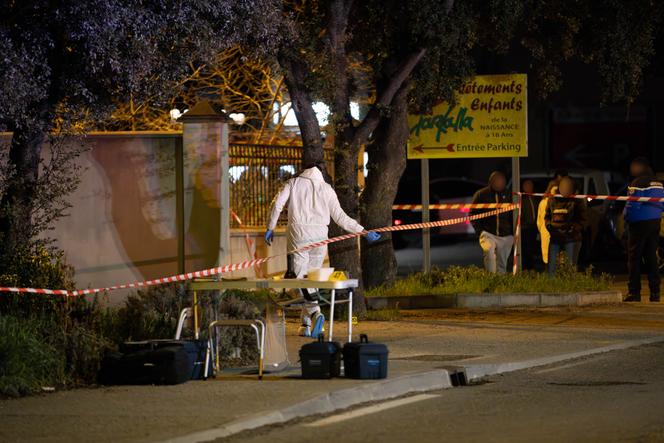 La police devant la propriété d’où sortait la victime, à Ponte-Leccia (Haute-Corse), le 16 fevrier 2025.