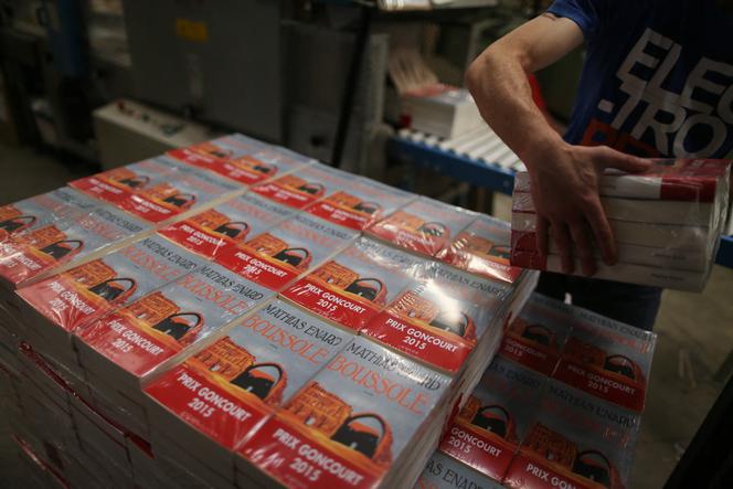 A l’imprimerie Normandie Roto Impression de Lonrai (Orne), le 5 novembre 2015.