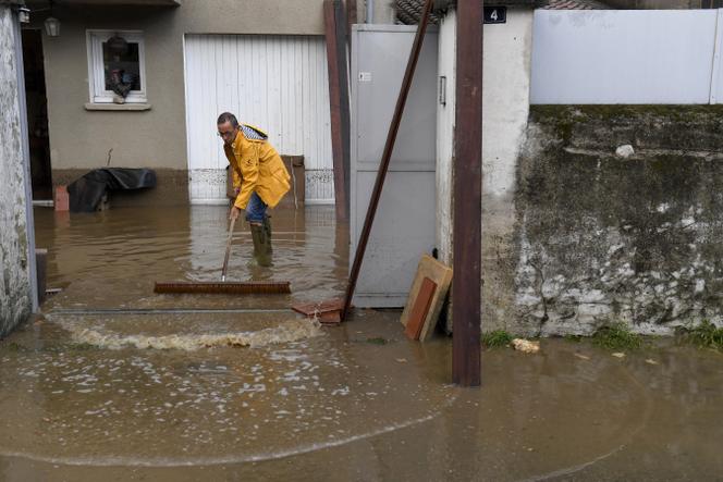 Après les inondations près du Gardon, à Anduze (Gard), le 19 septembre 2020.