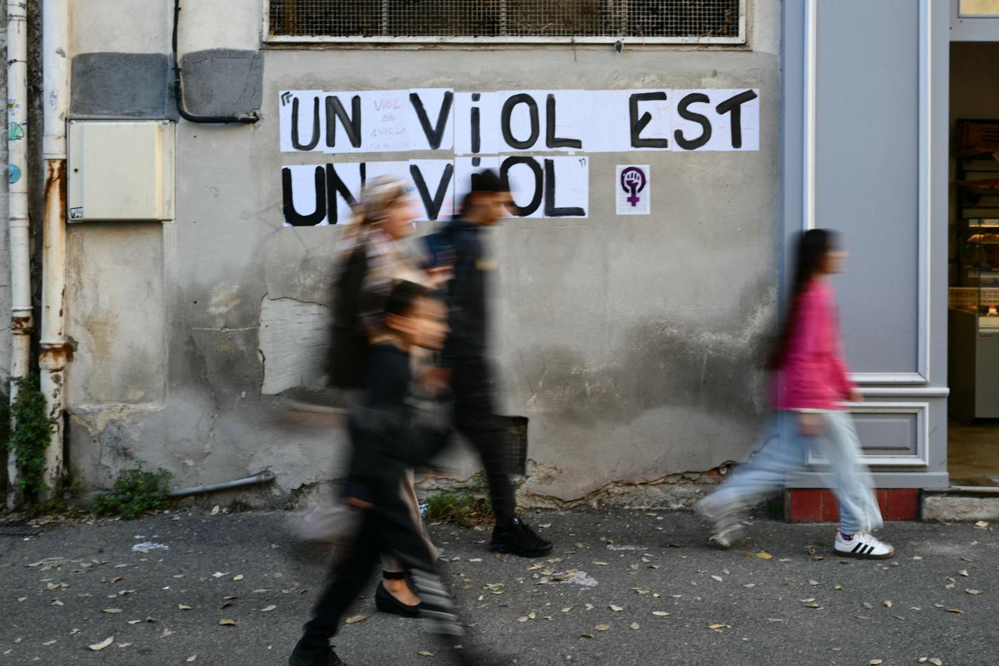 En France, des violences et discriminations en hausse, mais peu de plaintes déposées