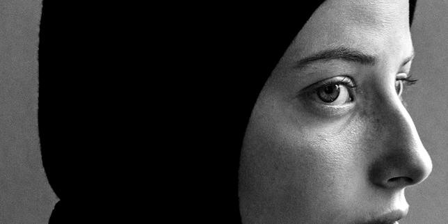 A Paris Photo, le marathon de portraits du Britannique Jack Davison