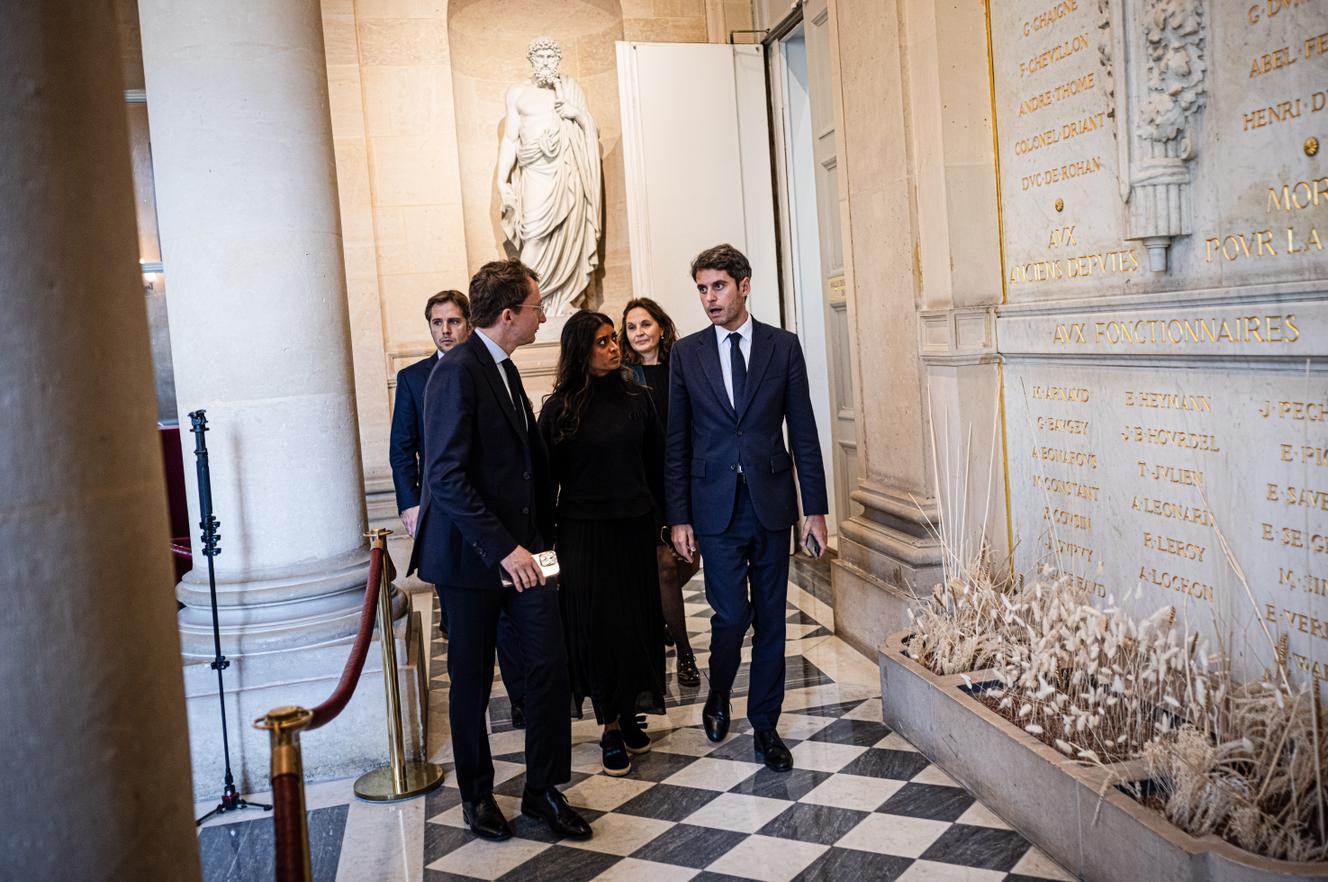 Gabriel Attal, un président de groupe en retrait à l’Assemblée, en plein examen budgétaire