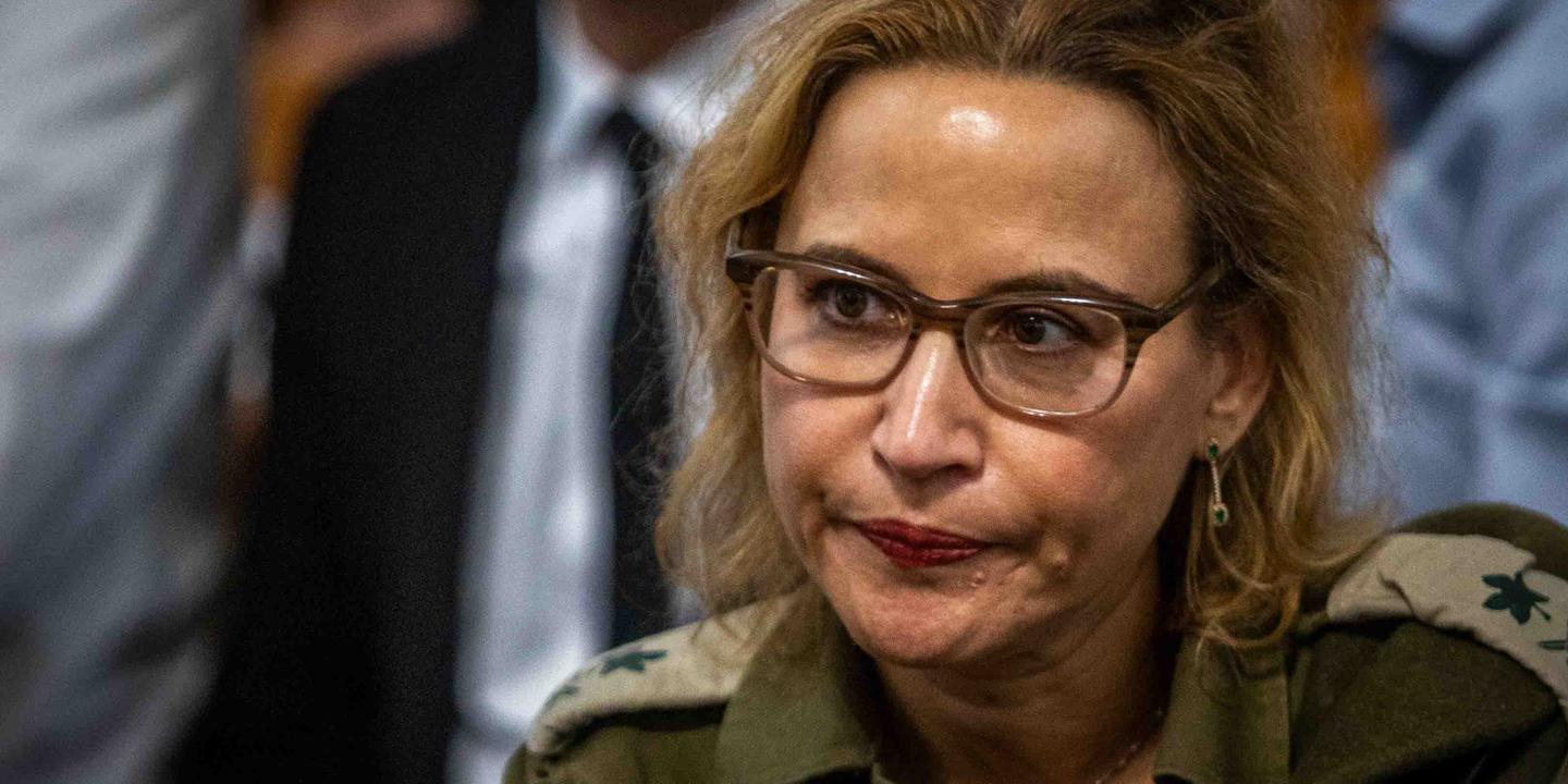 EN DIRECT, Gaza : Yifat Tomer-Yerushalmi, ex-procureure de l’armée israélienne, arrêtée par la police après la fuite d’une vidéo prouvant la torture d’un Palestinien dans une prison israélienne