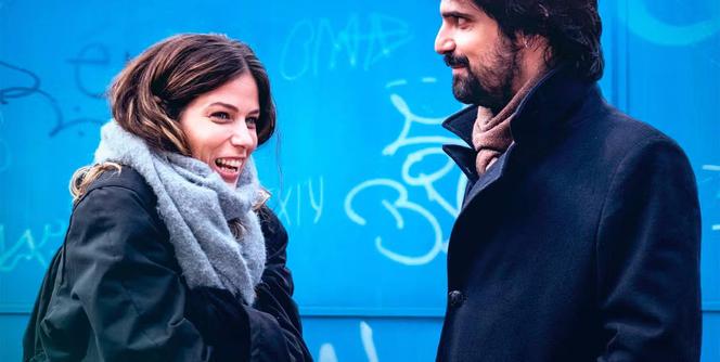 Iria del Rio et Francesco Carril, dans la série « Los años nuevos ».