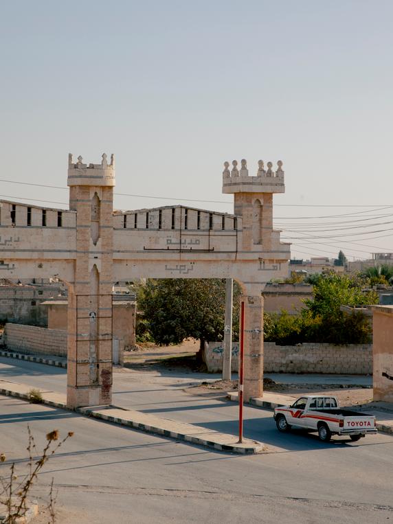 Point de passage de Deir Hafer, à l’est d’Alep (Syrie), le 24 octobre 2025.