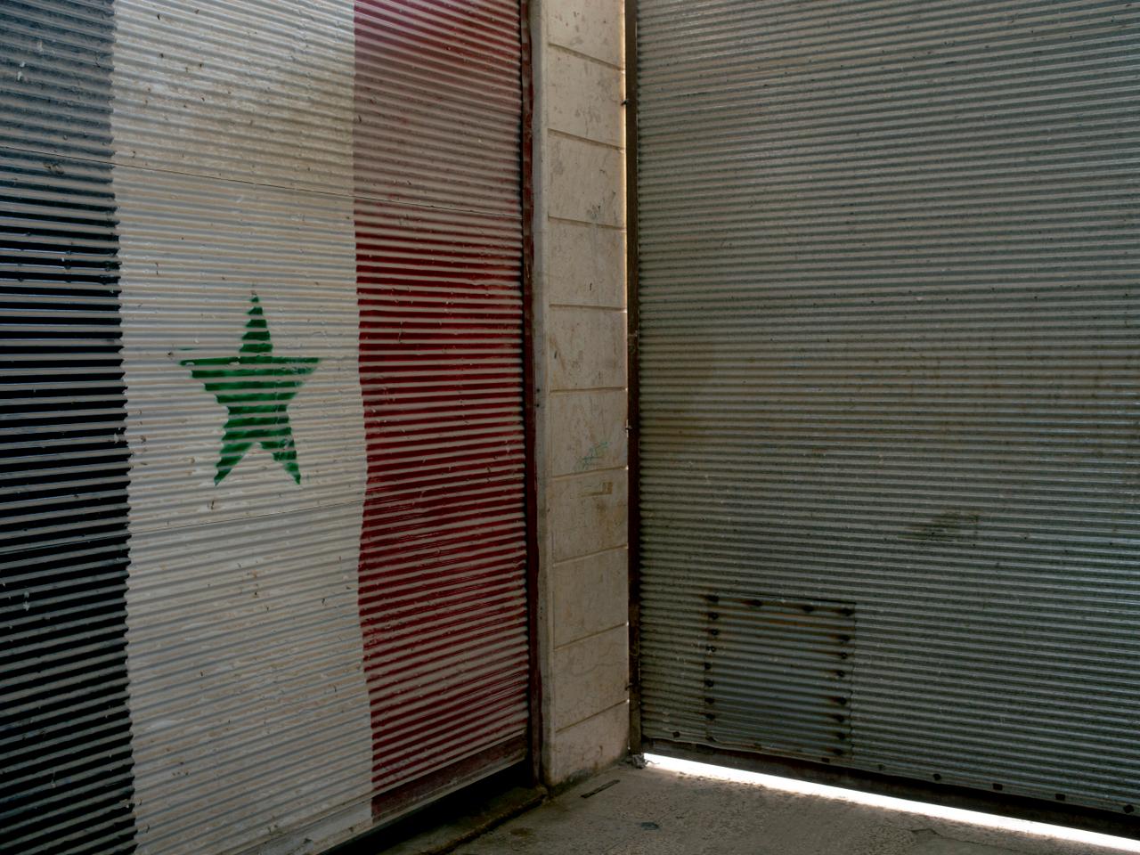 A Deir Hafer dans la région d’Alep, une ancienne base du régime de Bachar Al-Assad reprise par des soldats des Forces démocratiques syriennes, le 24 octobre 2025.
