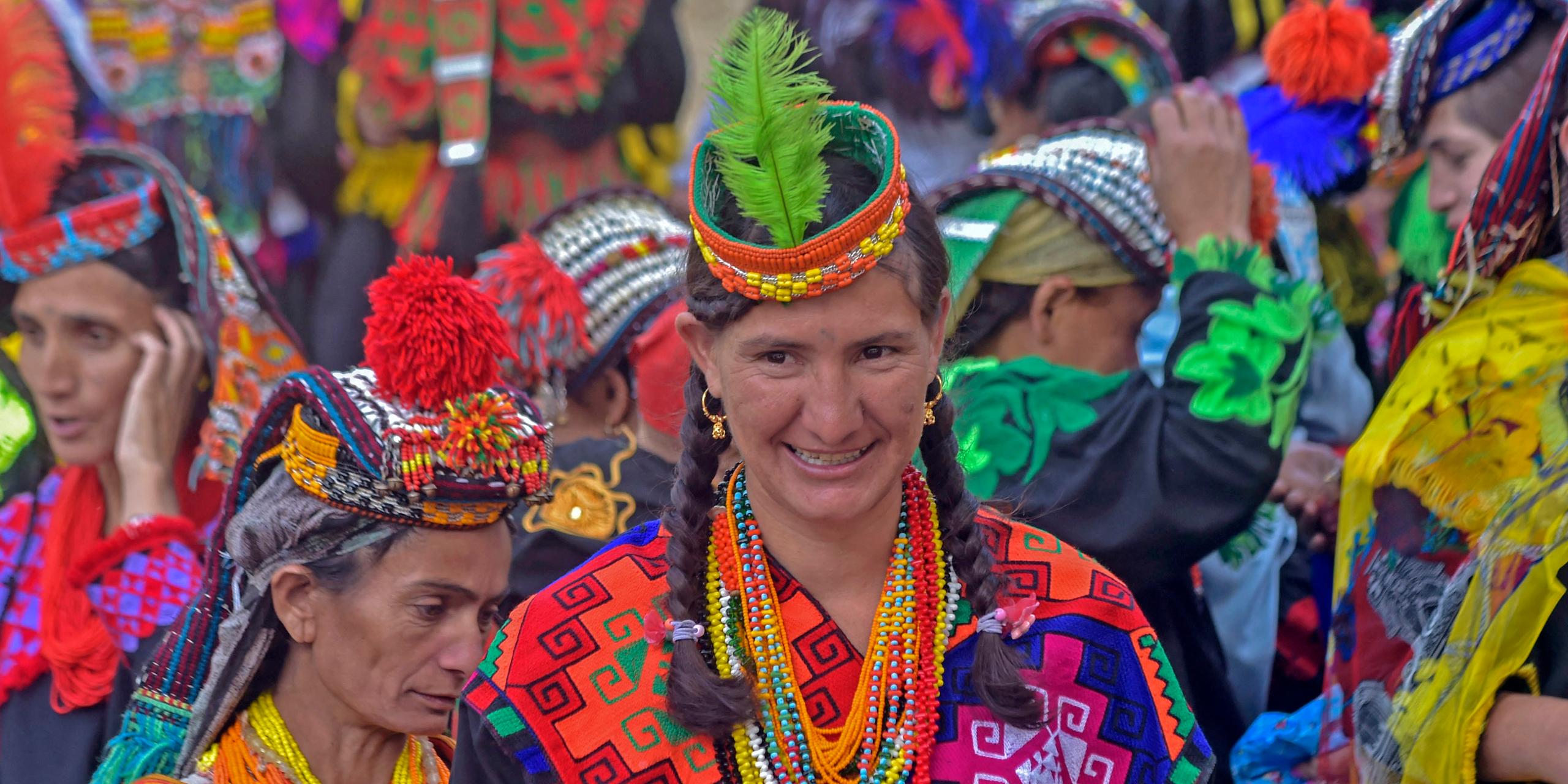 Aux confins du Pakistan, la minorité Kalash lutte pour sa survie