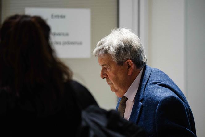 Bruno Pescheux, ancien directeur de l’usine de Lafarge en Syrie, à l’ouverture du procès du groupe cimentier français, au tribunal judiciaire de Paris, le 4 novembre 2025.