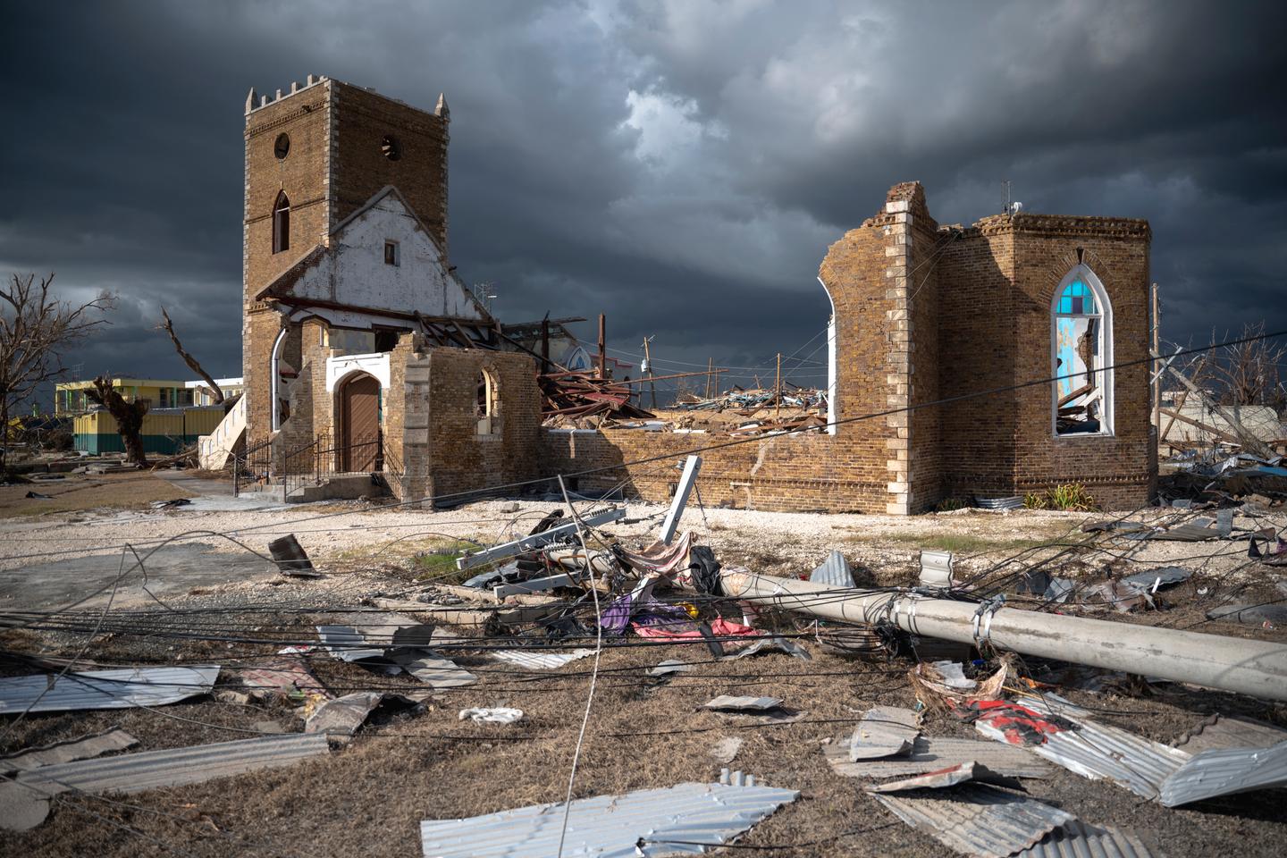 Dans la ville de Black River, rasÃ©e par lâ€™ouragan Melissa en JamaÃ¯queÂ :...