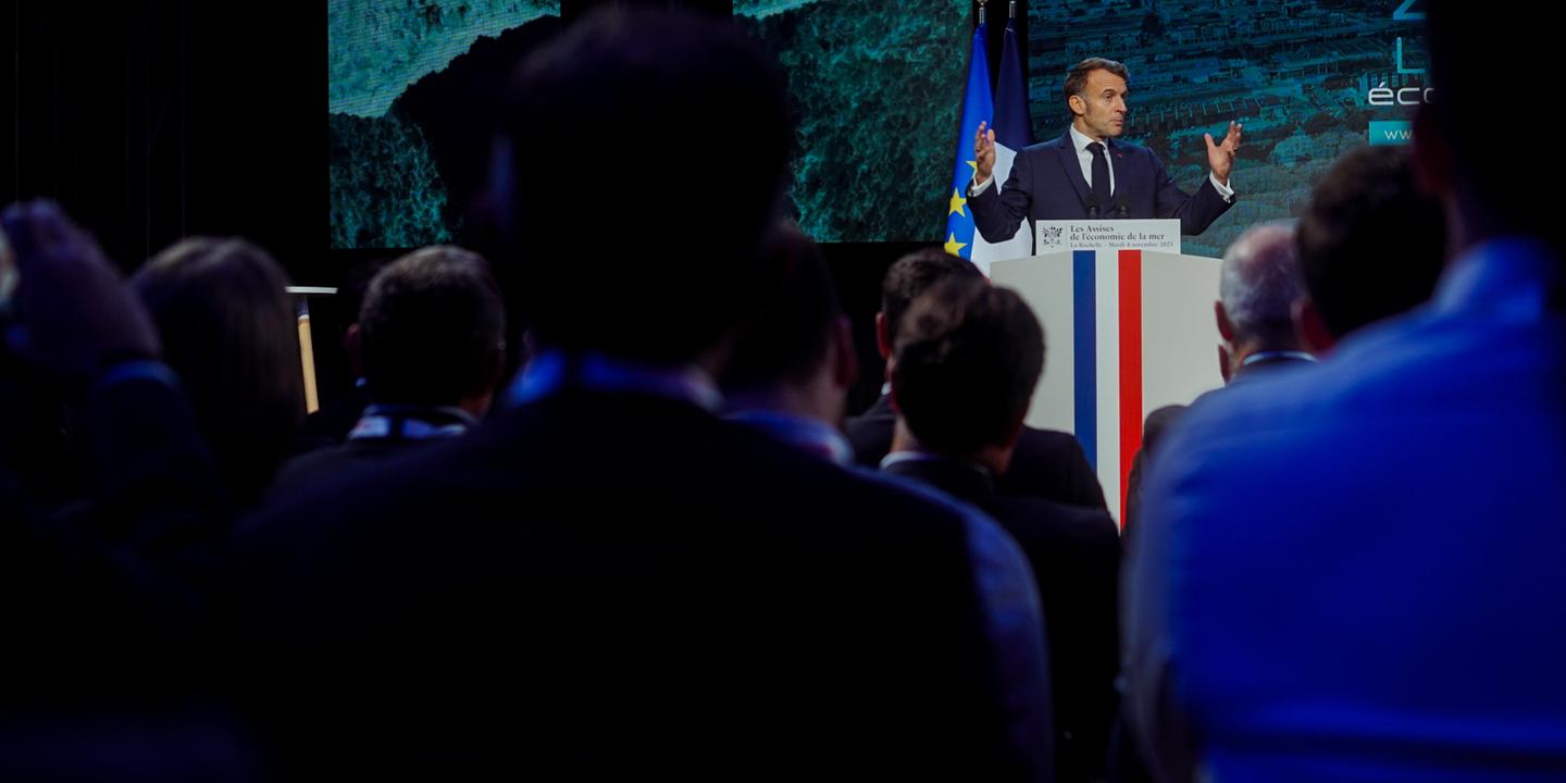 Emmanuel Macron critique ceux qui empêchent les « champions d’aller conquérir de nouveaux marchés »