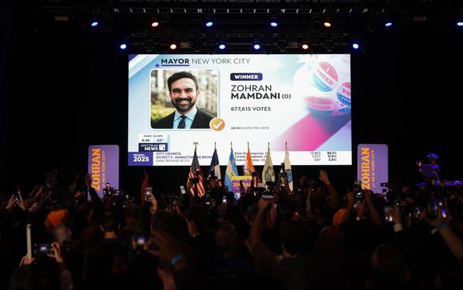 Zohran Mamdani est déclaré vainqueur de l’élection à la mairie de New York, lors de la soirée électorale de son camp, au théâtre Brooklyn Paramount, à New York, le 4 novembre 2025.
