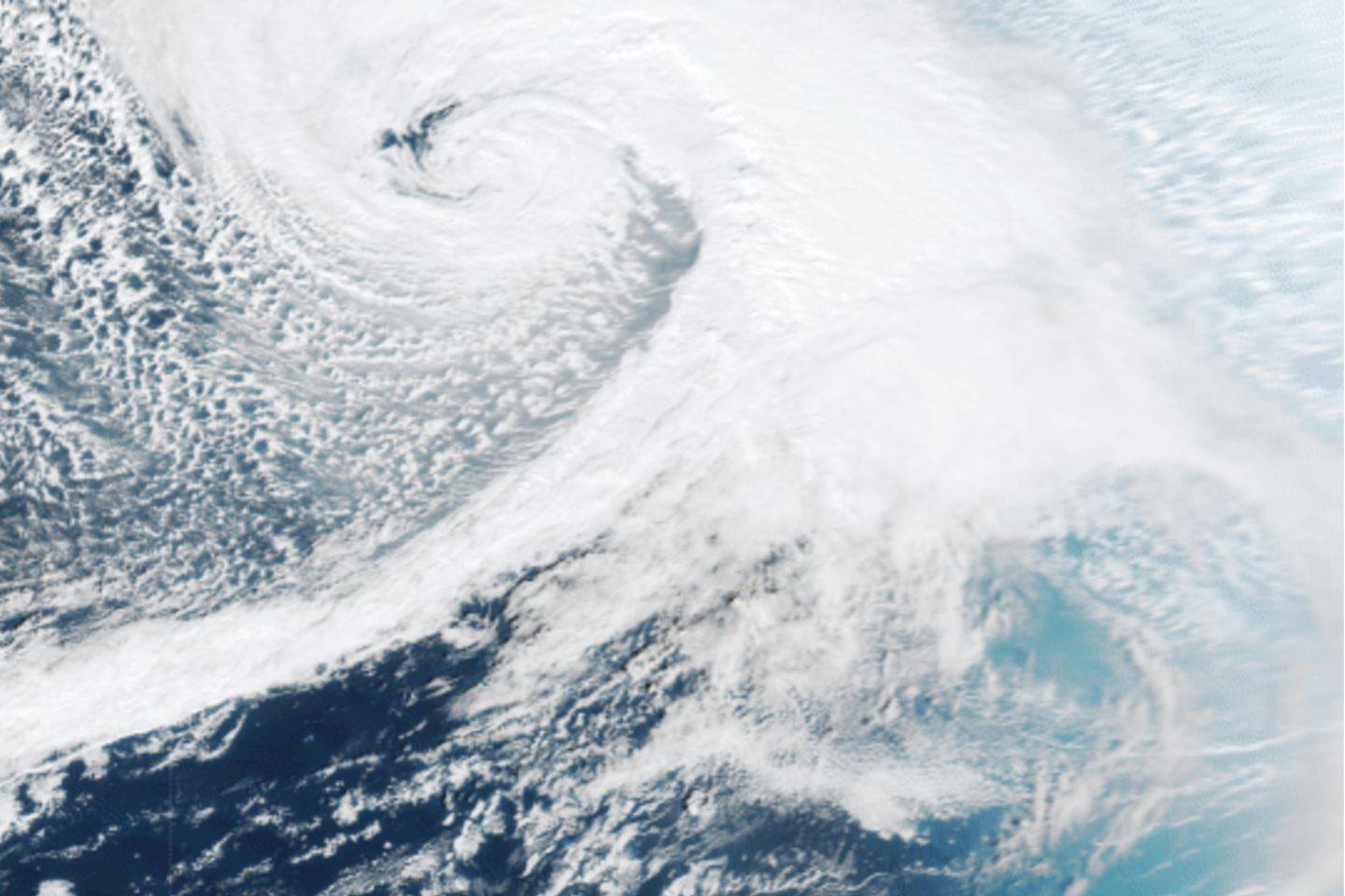 Une tempête de 2024 remet en cause les modèles d’énergie des vagues