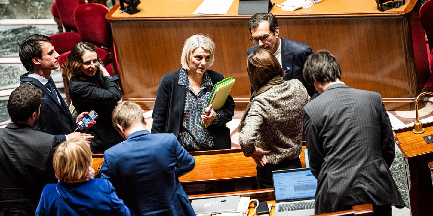 les députés ont fixé à 40 % le plafond des remises sur les médicaments génériques pour les pharmacies les députés ont fixé à 40 % le plafond des remises sur les médicaments génériques pour les pharmacies