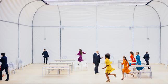 Avec « Les Conséquences », Pascal Rambert célèbre les funérailles de la « gauche caviar »