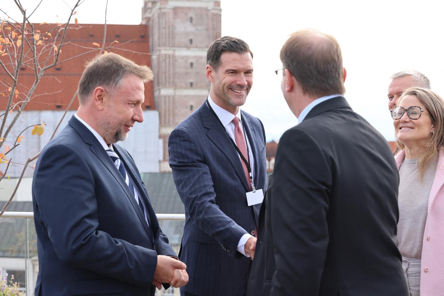 En Suède, les communes défient le gouvernement sur l’aide au retour volontaire des immigrés