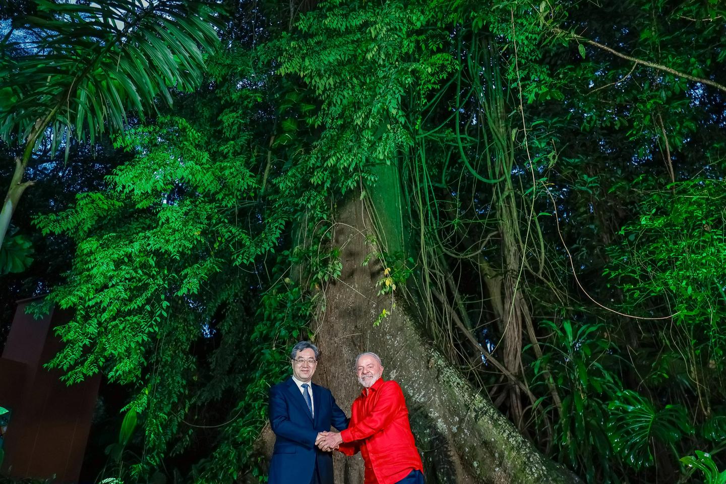 COP30 : la Chine soutient l’action climatique, par intérêt économique avant tout COP30 : la Chine soutient l’action climatique, par intérêt économique avant tout