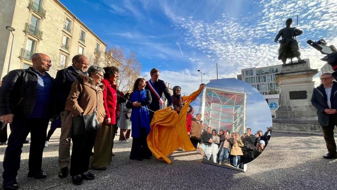 L’inauguration de la « Table de désorientation » au pied de la statue du sergent Blandan, à Nancy, le 6 novembre 2025.