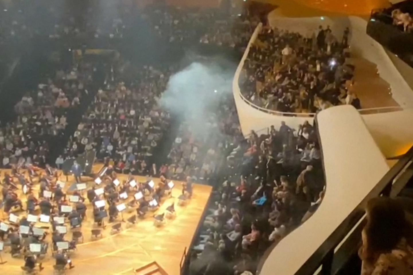 Philharmonie de Paris : quatre personnes mises en examen après la perturbation du concert de l’Orchestre philharmonique d’Israël