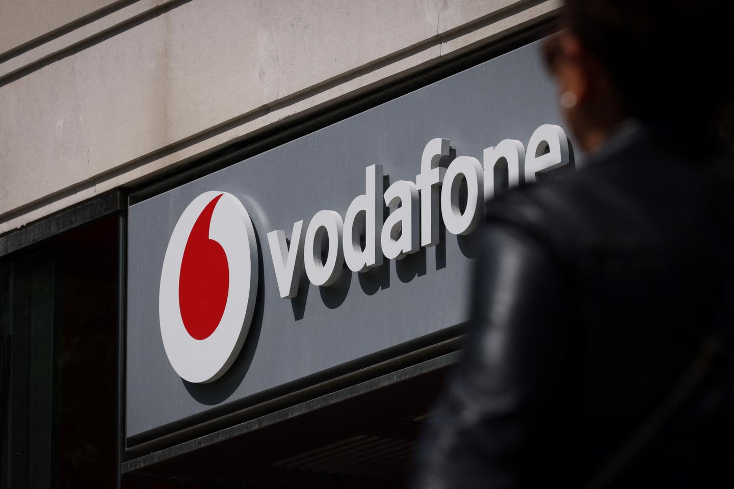 Vodafone s’invite dans la bataille des satellites en Europe avec un partenaire américain Vodafone s’invite dans la bataille des satellites en Europe avec un partenaire américain