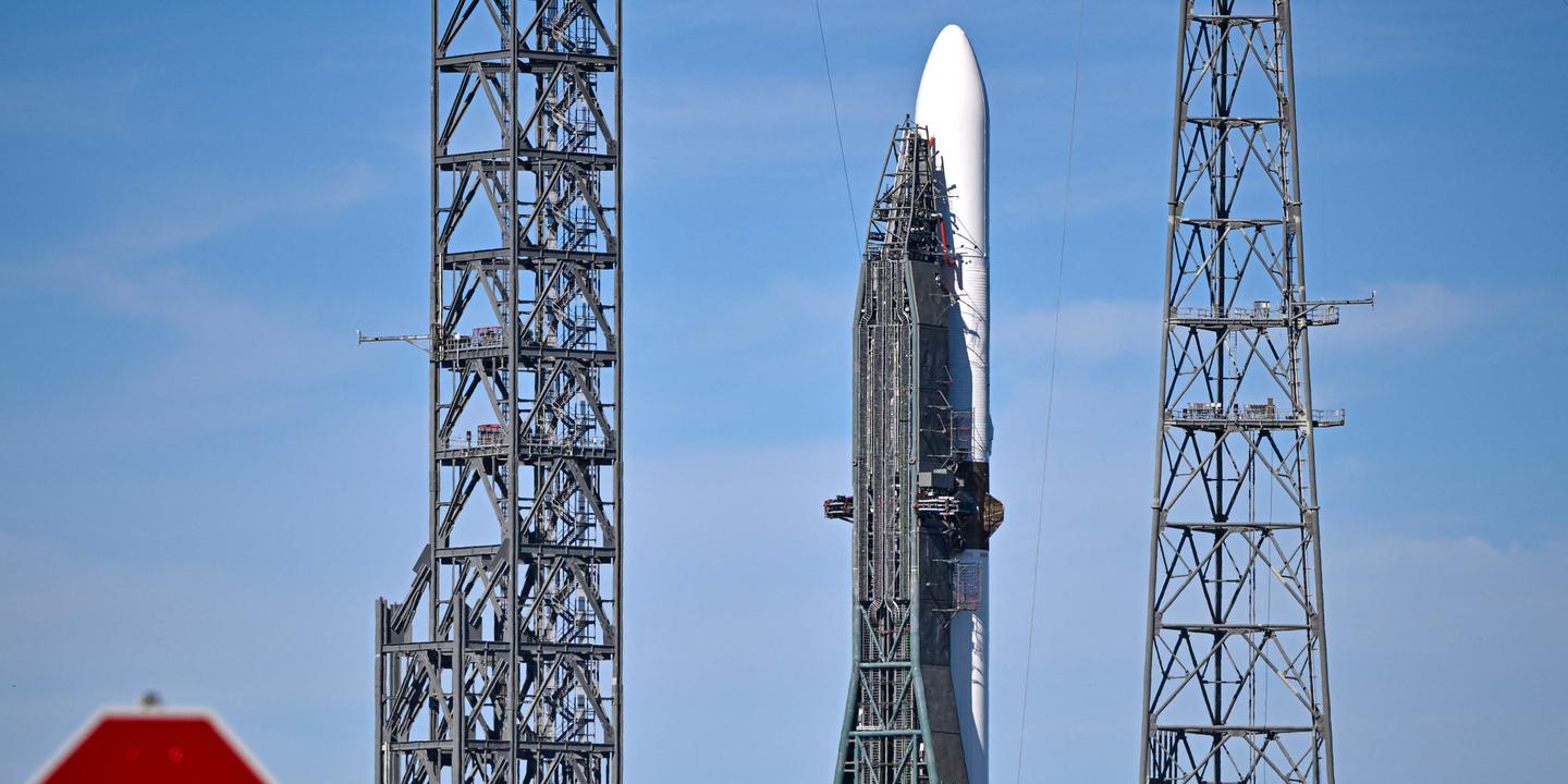 Blue Origin, la société de Jeff Bezos, met le tourisme spatial en pause pour se concentrer sur la Lune