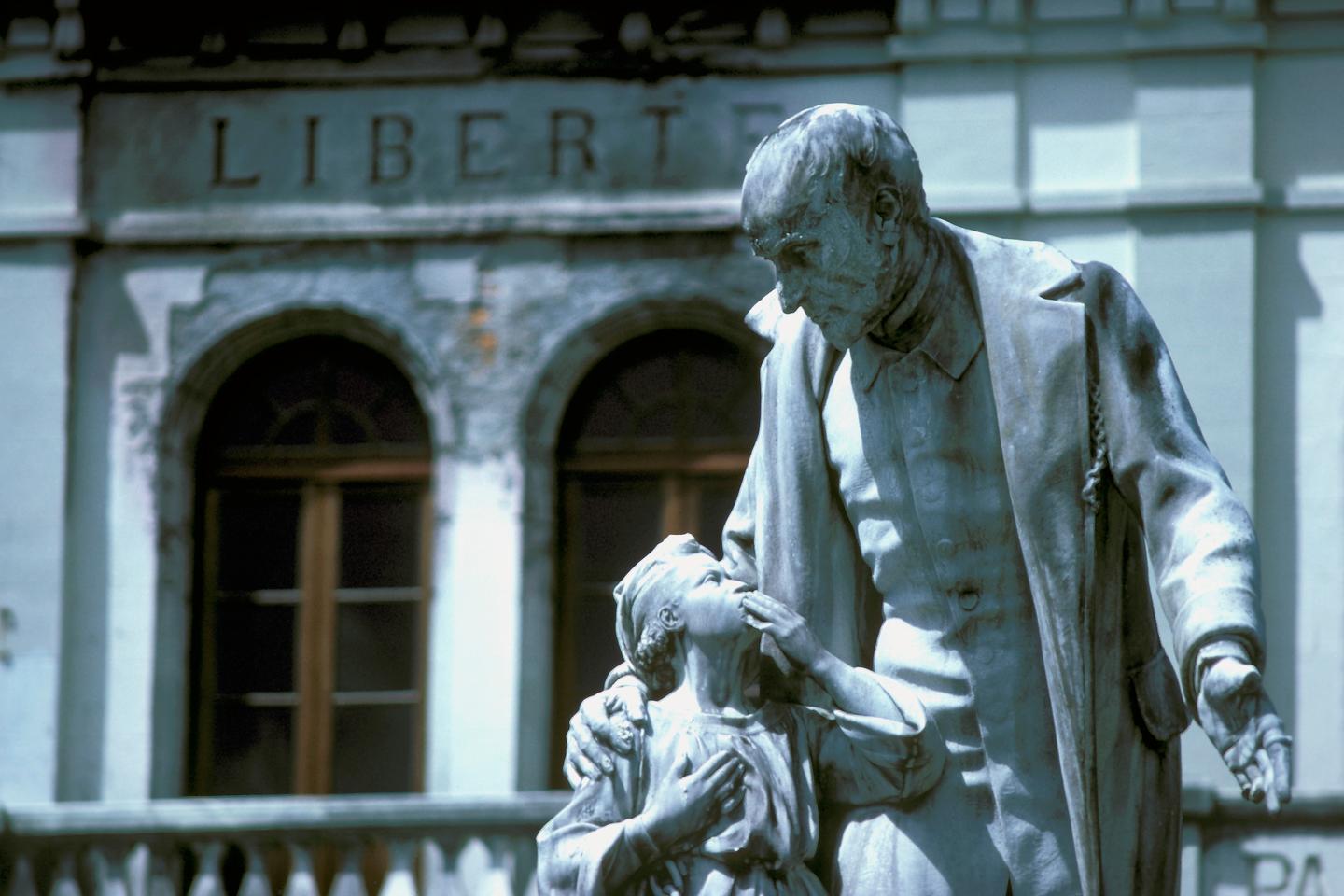 A la Martinique, des militants antiracistes face à la justice après des déboulonnages de statues