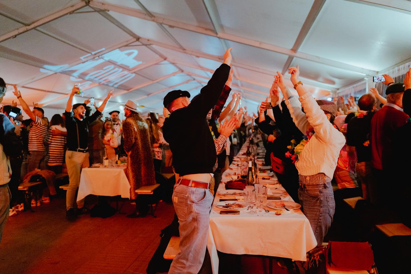Les banquets géants du Canon français ou la bataille culturelle du terroir Les banquets géants du Canon français ou la bataille culturelle du terroir