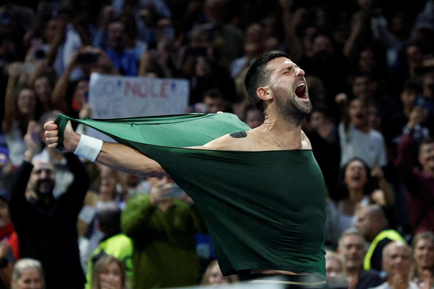 TennisÂ : vainqueur Ã  AthÃ¨nes, Novak Djokovic gagne un 101áµ‰Â titre Ã  38Â ans