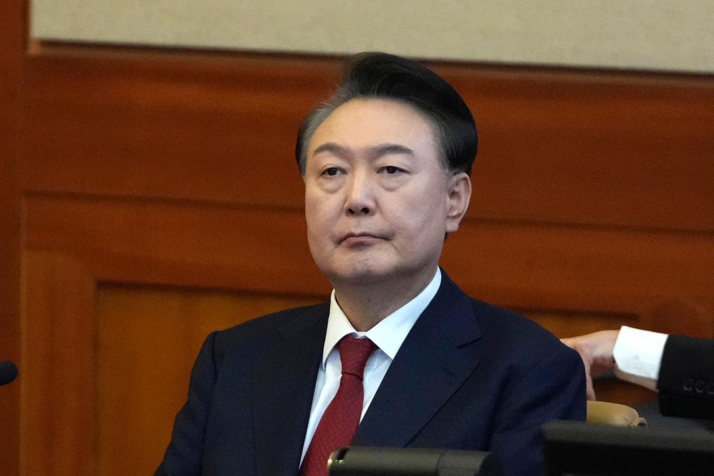 Corée du Sud : l’ancien président Yoon Suk Yeol inculpé d’aide à l’ennemi