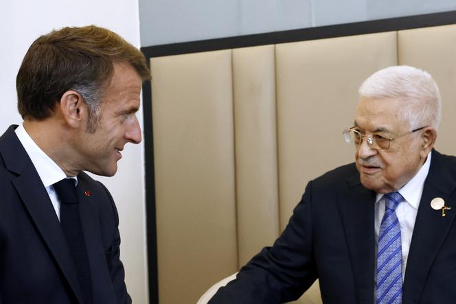 Emmanuel Macron meets Palestinian President Mahmoud Abbas, in a bilateral meeting on the sidelines of the peace summit in Sharm El-Sheikh (Egypt), 13 October 2025.