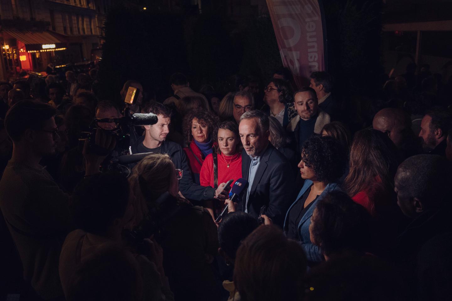 Emmanuel Grégoire, candidat PS à Paris, révèle avoir été victime de violences sexuelles et appelle à libérer la parole des enfants Emmanuel Grégoire, candidat PS à Paris, révèle avoir été victime de violences sexuelles et appelle à libérer la parole des enfants